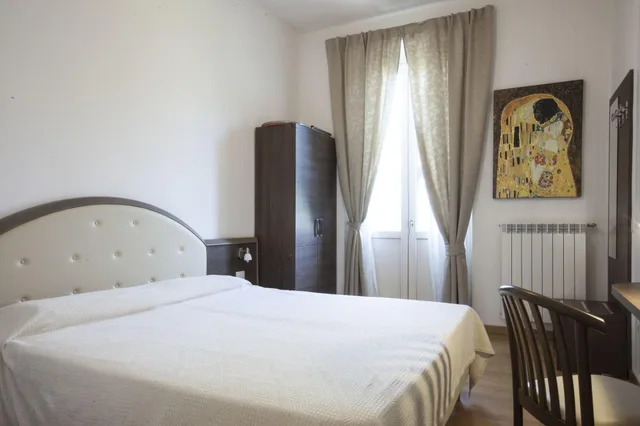 غرفة بسرير مزدوج بغرفة نوم واحدة، Albergo Amalfi Milano 10/10