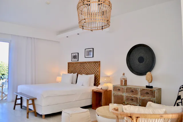 غرفة بسرير كينج بإطلالة على البحر، Caesars Gardens Hotel And Spa - Adults Only 5/7