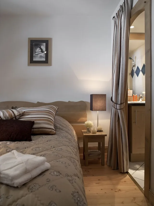 2 Bedrooms, Cabin, Apartment, 1 Double and 2 Bunk Beds, 2 Sofa، Cgh Residences & Spas Le Coeur D'or 2/2