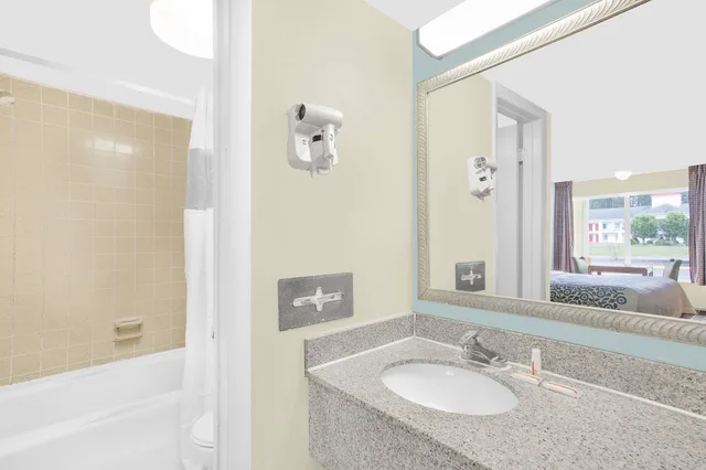 غرفة بسرير كينج لذوي الإعاقة، Days Inn By Wyndham Ruther Glen Kings Dominion Area 8/10