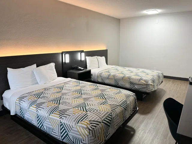 غرفة رباعية للمدخنين، Motel6 Huntsville, AL - University Dr 3/7