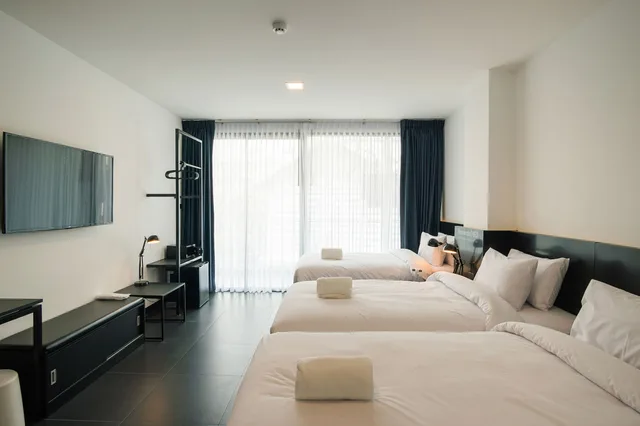 Standard, Triple, 3 Beds, Adult Only، Bed Chiangmai Gate Hotel - Adults Only 4/9