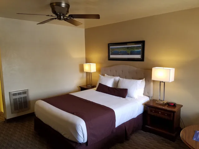جناح أساسي بسريرين كينج بغرفتي نوم، Lone Oak Lodge 7/10