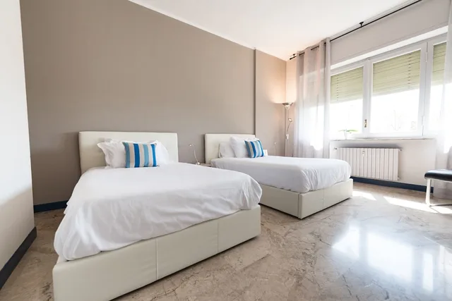City, Apartment, Twin Beds, 1 King and 1 Single Beds, Park View, Lis Hotel 2/5