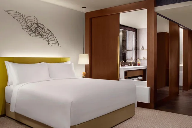 غرفة ديلوكس بسرير كينج، The Ritz-Carlton Melbourne 1/6