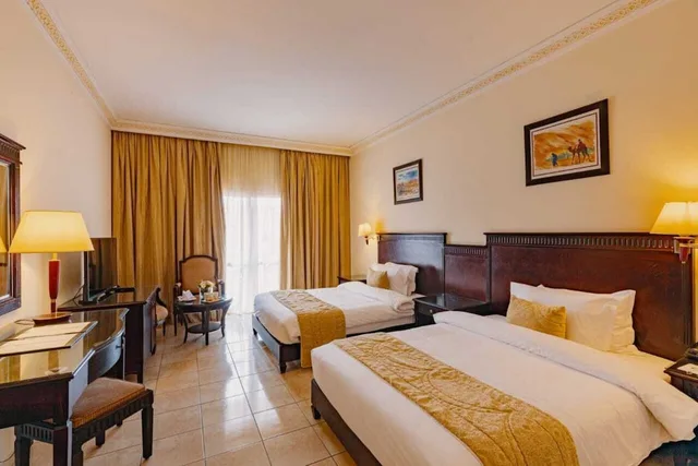 Superior, Double Bed, Pool View, Grand Mogador Agdal 1/7