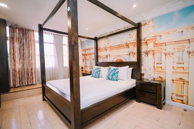Deluxe, Family, Single Bed, Swing & Pillows at USJ Taipan 2/2