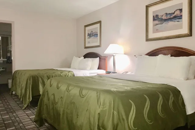 Room, 2 Queen Beds, Quality Inn Tucumcari, NM 3/6