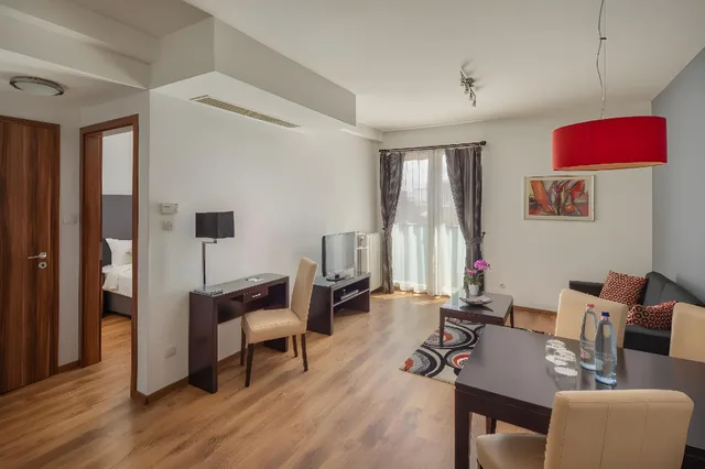 1 Bedroom, Deluxe, Suite, Apartment، Escala Hotel & Suites Budapest 1/1