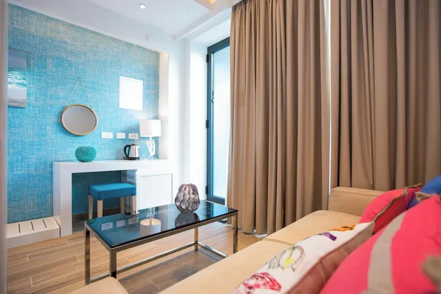Aqua Marine, Deluxe, Queen Bed, Patio، Villa Diamond 8/10