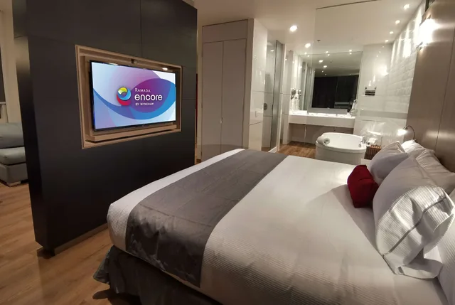 Relax, Suite, King Bed، Ramada Encore by Wyndham Monterrey Apodaca Zona Aeropuerto 1/5