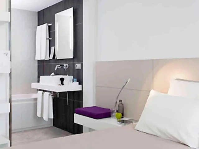 جناح بسرير مزدوج وسرير فردي، Suite Novotel Malaga Centro Hotel 5/5