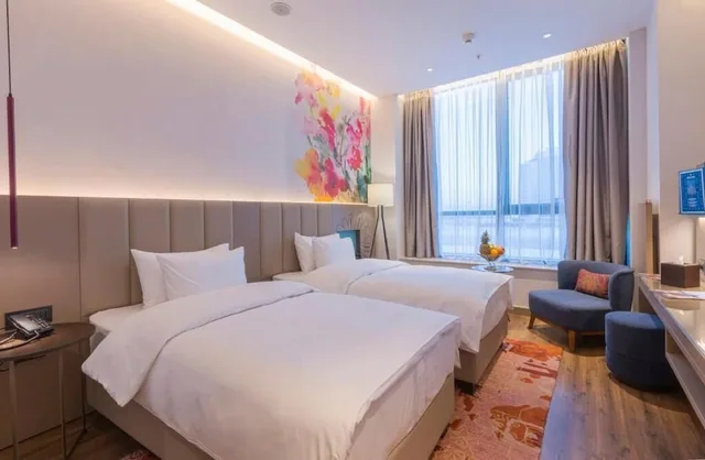 غرفة قياسية بسريرين منفصلين بإطلالة على القناة، Wellness Park Hotel Turon 2/5