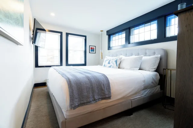 غرفة قياسية بسرير كينج، Hotel Ginger 2/9