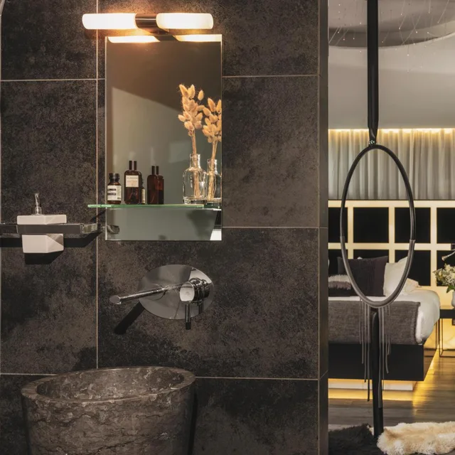 جناح بسرير كينج، Hotel Legend 1/1
