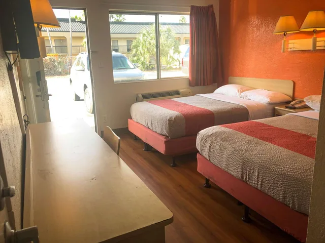 غرفة بريميوم رباعية، Motel6 Jacksonville, FL - Orange Park 4/10