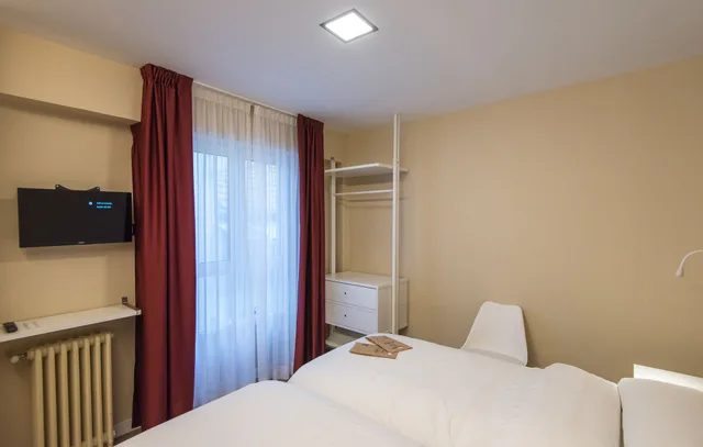 Superior, Twin Beds, La Lonja 1/4