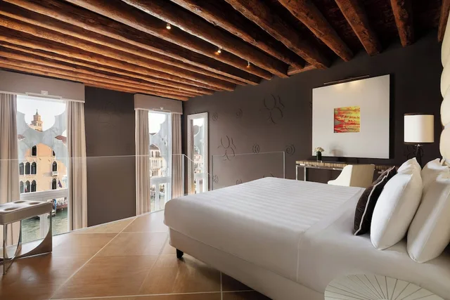 Grand, Bi Level, Superior, Suite, King Bed, Canal View، Sina Centurion Palace 1/6