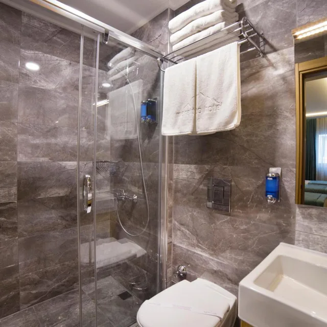 غرفة بسرير كينج، The Meretto Hotel Laleli 4/4