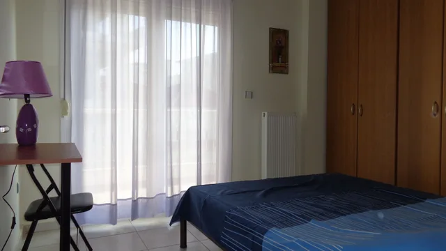 شقة بسريرين منفصلين بغرفتي نوم مع أريكة، Mouses X 2/3