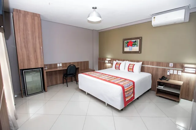 غرفة عائلية بسرير مزدوج وسريرين منفصلين، PAIAGUAS PALACE HOTEL 7/10