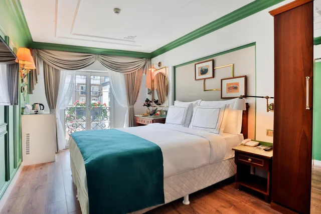 غرفة سوبيريور بسرير مزدوج بشرفة، Orient Express Hotel Spa 2/3