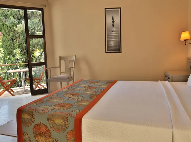 غرفة قياسية بسرير كوين بإطلالة على الحديقة، Torbahan Boutique Hotel 7/10