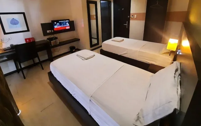 غرفة قياسية بسريرين منفصلين، Lorenzzo Suites Hotel 1/2