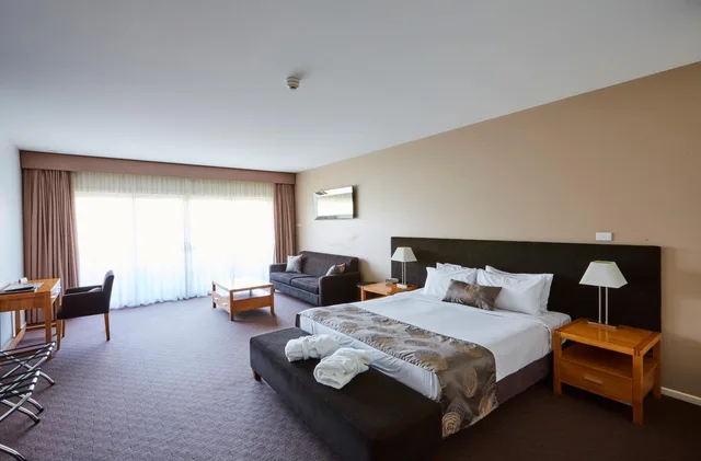جناح بشرفة، MORNINGTON HOTEL 3/5