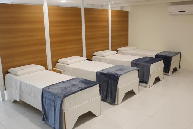 غرفة رباعية بشرفة، Floresta Hotel 1/1