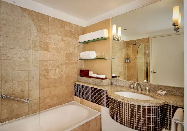 غرفة بسرير كينج في طابق مرتفع، Hyatt Regency Birmingham 8/8