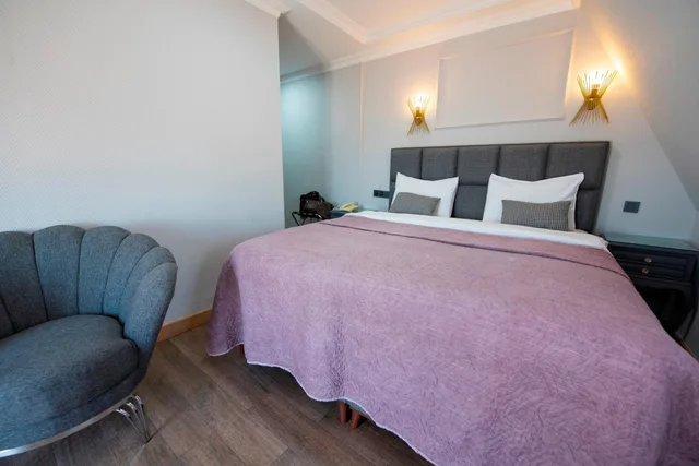 Room, Double or Twin Bed, Ramada Encore By Wyndham Kuwait Downtown 8/10