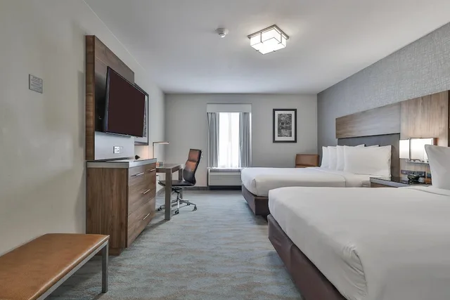 غرفة قياسية بسريرين كوين بإطلالة على المدينة، The Penn Stroud Stroudsburg - Poconos, an Ascend Collection Hotel 1/4
