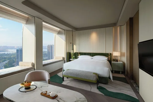 Fairmont, Deluxe, King Bed, Bay View، Fairmont Xiamen 5/6