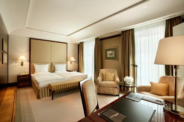 غرفة تنفيذية بسرير مزدوج أو سريرين منفصلين، Hotel Adlon Kempinski Berlin 1/1