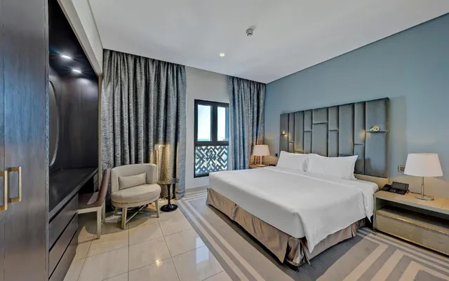 2 Bedrooms, Palm, Beach, Family, Apartment, King and Queen Bed, Skyline View، Wyndham Residences The Palm 1/3
