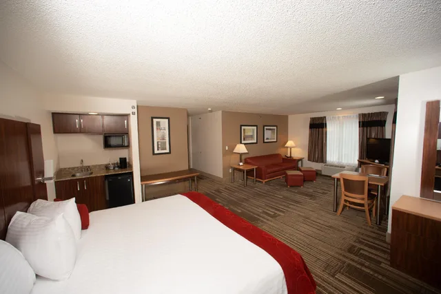 غرفة ديلوكس مفردة، Northfield Inn Suites Conference Center 1/1