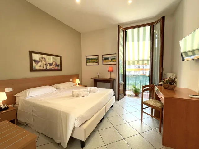 غرفة بسرير كينج، HOTEL LEOPOLDA 5/10