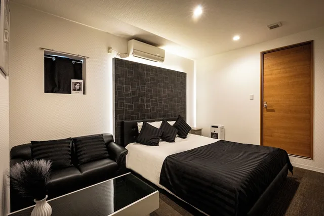 Royal, Suite, King Bed, Electronic Cigarette Only, Smoking، Design Hotel Blax 4/7