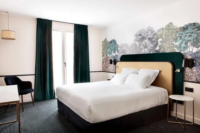 Prestige, King Bed, Sofa, Best Western Plus Hotel du Pont Wilson 2/6