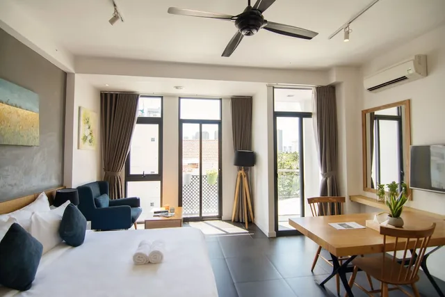 استوديو ديلوكس بسرير كوين بشرفة، Sen Boutique House 2/4