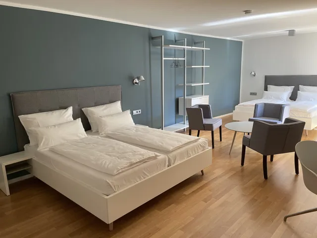 Atelier, 2 Queen Beds، Hotel Deutscher Kaiser 2/9