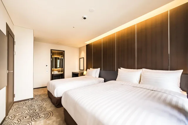 جناح ملكي بإطلالة على المدينة، Hotel Goldendaisy Seogwipo Ocean 1/3