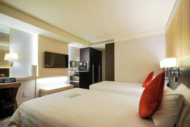 غرفة بسريرين منفصلين في طابق مرتفع، Solaria Nishitetsu Hotel Seoul Myeongdong 4/10