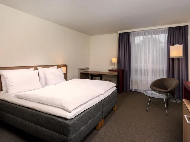 Sleep, Twin Beds، Movenpick Hotel Munster 1/2