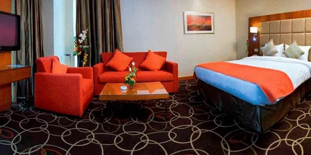 Executive Suite, Montreal Barsha Hotel 1/1