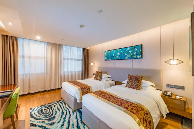 غرفة سوبيريور بسريرين منفصلين، Rezen Hotel Wuxi Cuizhuyuan 1/1