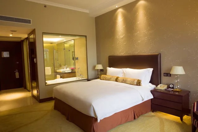 غرفة تنفيذية بسرير كينج، Grand Mercure Beijing Central 3/8