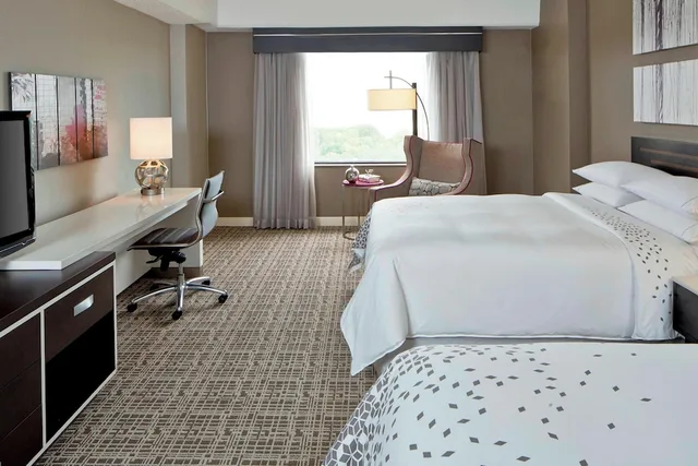 غرفة بسريرين كوين لذوي الإعاقة، Renaissance Atlanta Waverly Hotel And Convention Center 1/5
