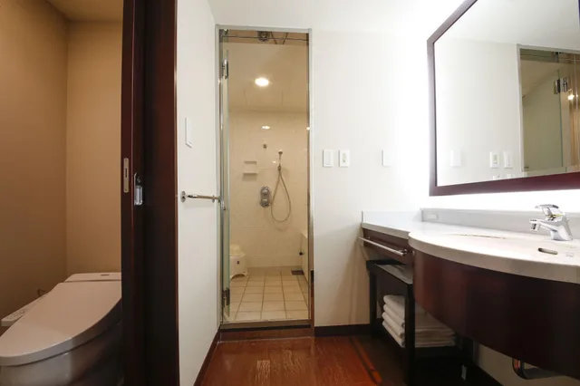 غرفة سوبيريور مع سرير إضافي، Hotel Keihan Universal Tower 2/3